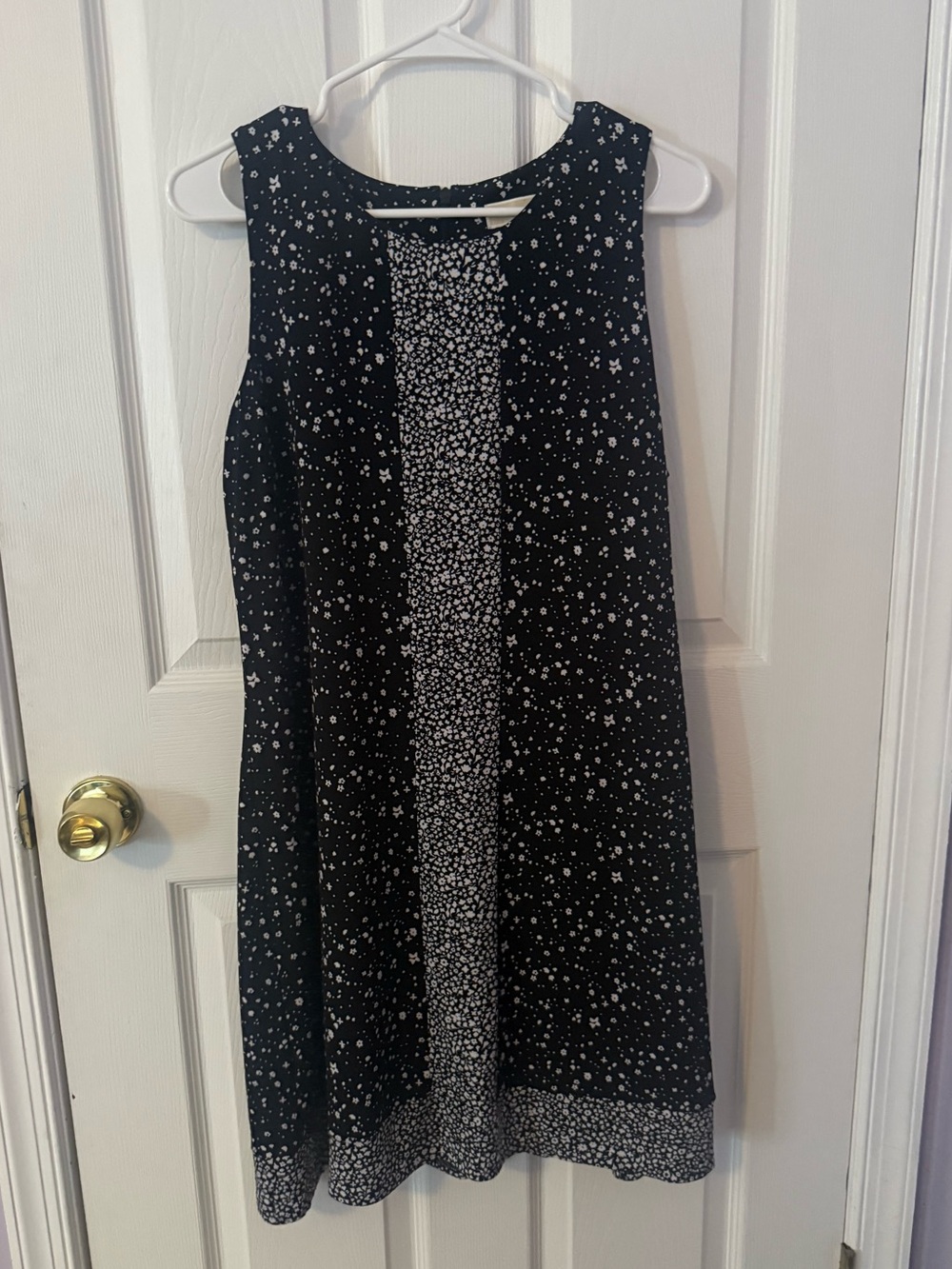 Michael Kors Black and White Floral Print Sleeveless Mini Dress